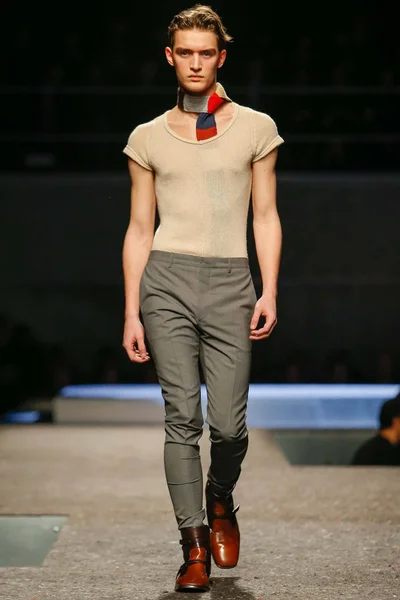 Look 36